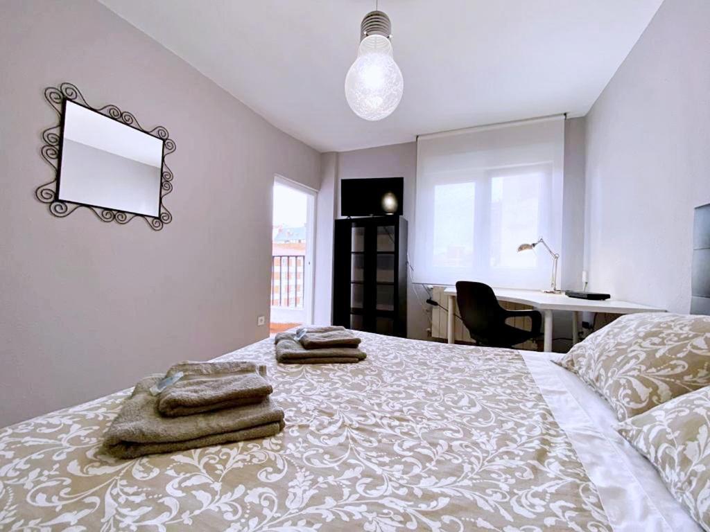 Apartamentos Milan 1 Wifi Y Parking Gratuito Овьедо Экстерьер фото