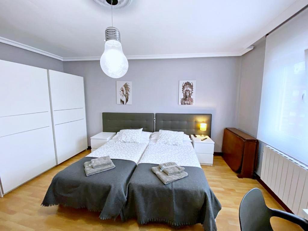 Apartamentos Milan 1 Wifi Y Parking Gratuito Овьедо Экстерьер фото